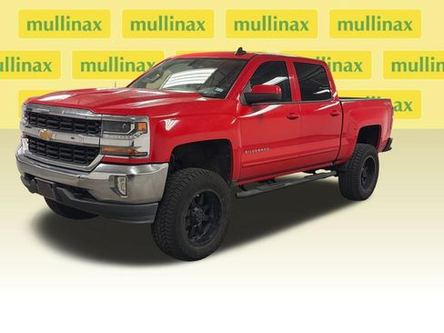 Used 2017 Chevrolet Silverado 1500 LT AWD/4WD image 6