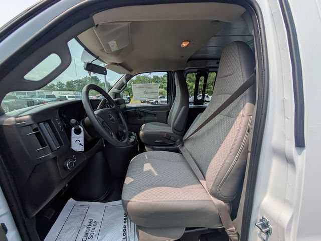 New 2026 GMC Savana 3500 Extended w/ Driver Convenience Package RWD image 23