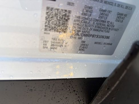 New 2026 Chevrolet Equinox EV LT image 45