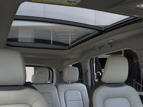 Used 2026 Lincoln Aviator Reserve RWD image 22