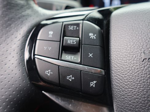 Used 2025 Ford Explorer ST AWD/4WD image 31