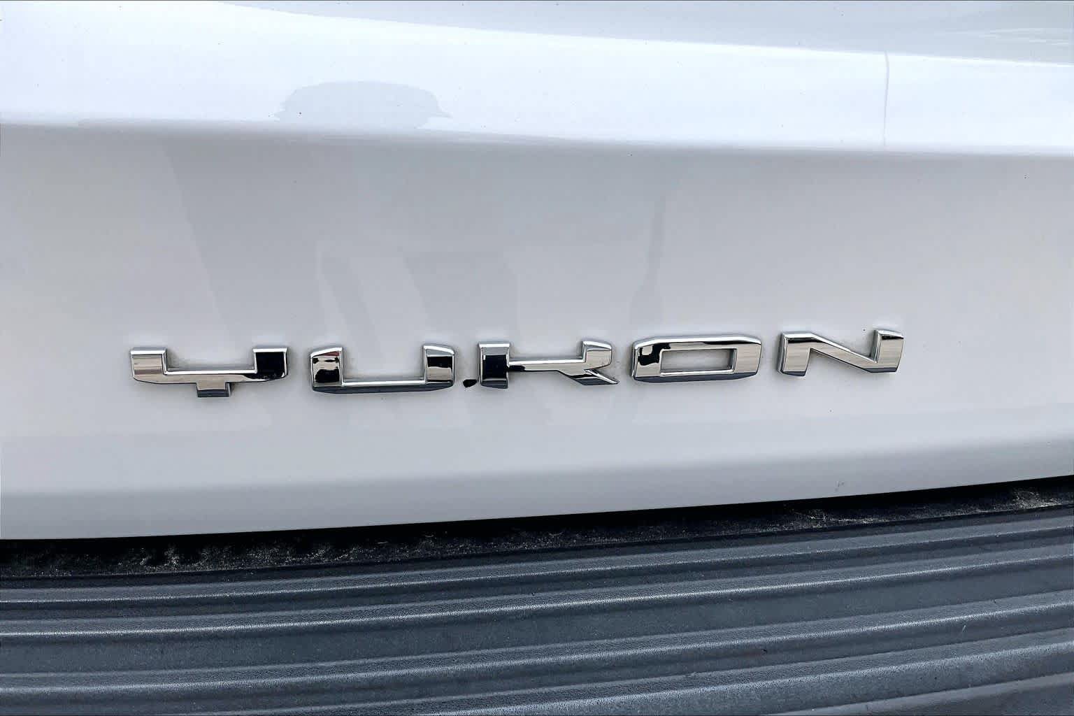 Used 2022 GMC Yukon SLT w/ SLT Premium Package RWD image 10
