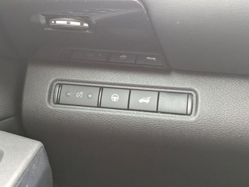 New 2026 Nissan Pathfinder SV image 28