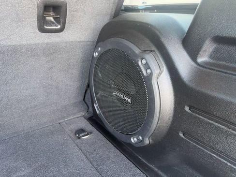 Certified 2022 Jeep Wrangler Unlimited Sahara w/ LED Lighting Group image 28