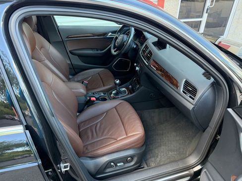 Used 2017 Audi Q3 2.0T Prestige w/ Prestige Package AWD/4WD image 27