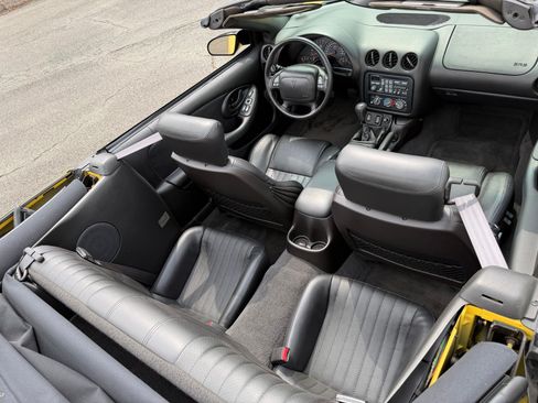 Used 2002 Pontiac Firebird Trans Am RWD image 34