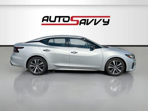 Used 2019 Nissan Maxima 3.5 SV w/ Floor Mat Group FWD image 8
