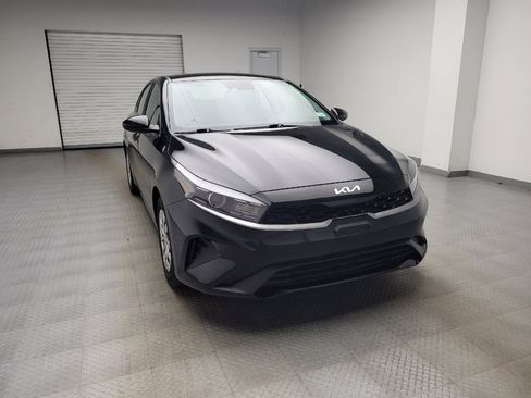Used 2023 Kia Forte LX FWD image 14