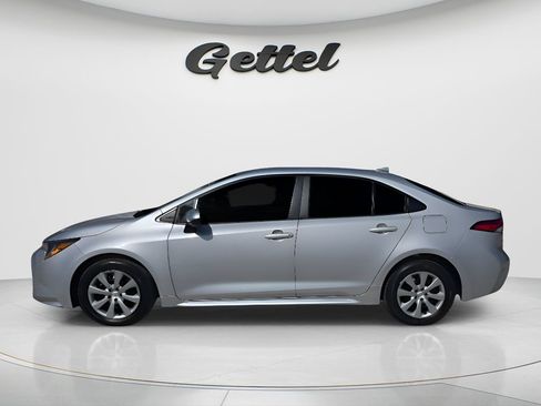 Used 2024 Toyota Corolla LE FWD image 4