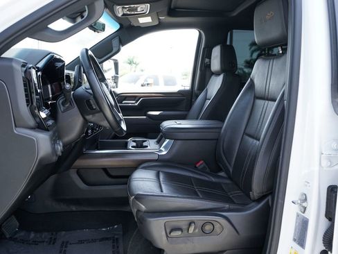 Used 2024 Chevrolet Silverado 3500 High Country w/ High Country Premium Package AWD/4WD image 22