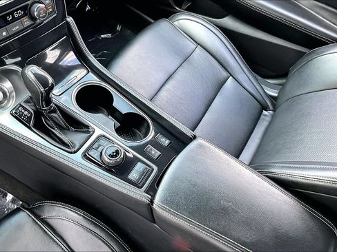 Used 2023 Nissan Maxima SL FWD image 19