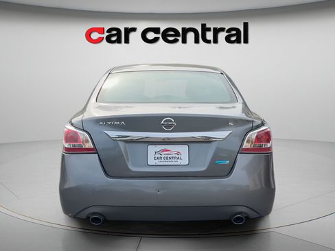Used 2014 Nissan Altima 2.5 S FWD image 4