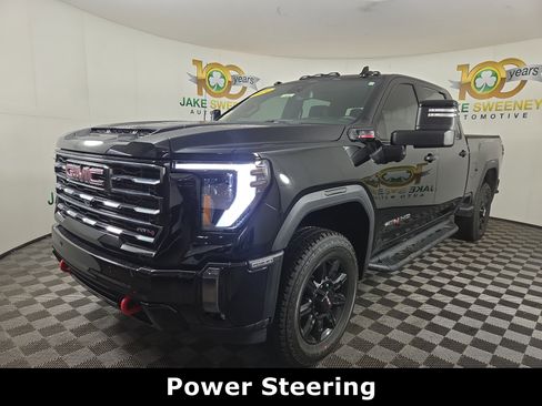 Used 2024 GMC Sierra 2500 AT4 w/ AT4 Preferred Package image 4