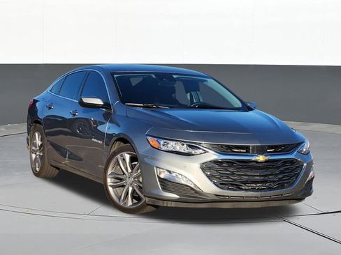 Used 2024 Chevrolet Malibu LT image 1