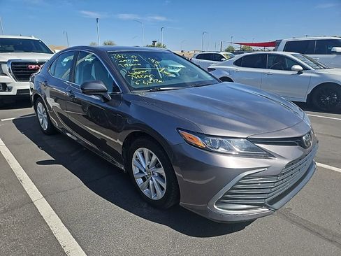 Used 2023 Toyota Camry LE image 4