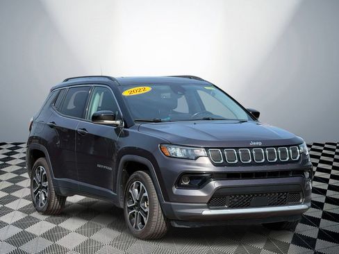 Used 2022 Jeep Compass Limited w/ Sun and Sound Group AWD/4WD image 3