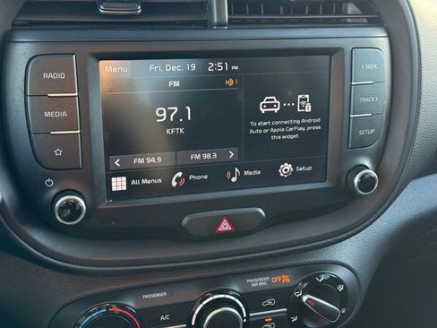 Used 2024 Kia Soul LX w/ Option Group 015 image 17