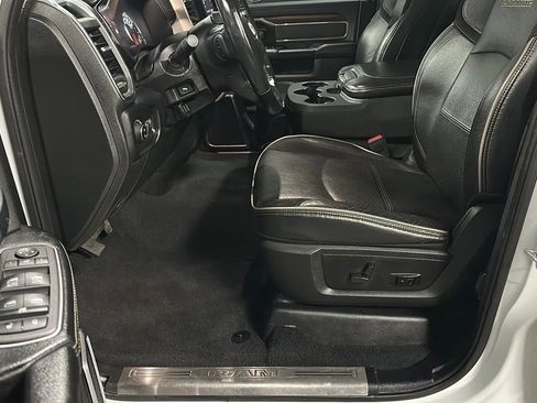 Used 2022 RAM 2500 Laramie image 9