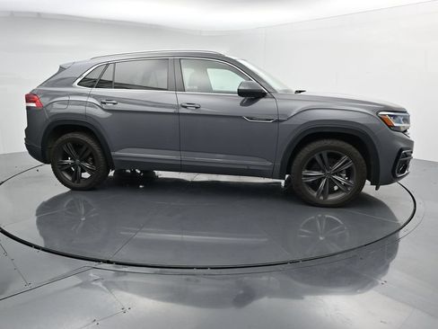 Used 2022 Volkswagen Atlas Cross Sport SEL R-Line AWD/4WD image 9