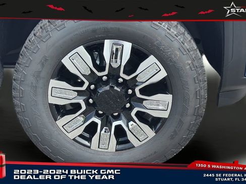 New 2026 GMC Sierra 2500 Denali w/ Denali Reserve Package image 43