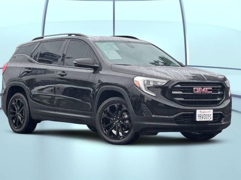 Used 2021 GMC Terrain SLE w/ Driver Convenience Package AWD/4WD image 2