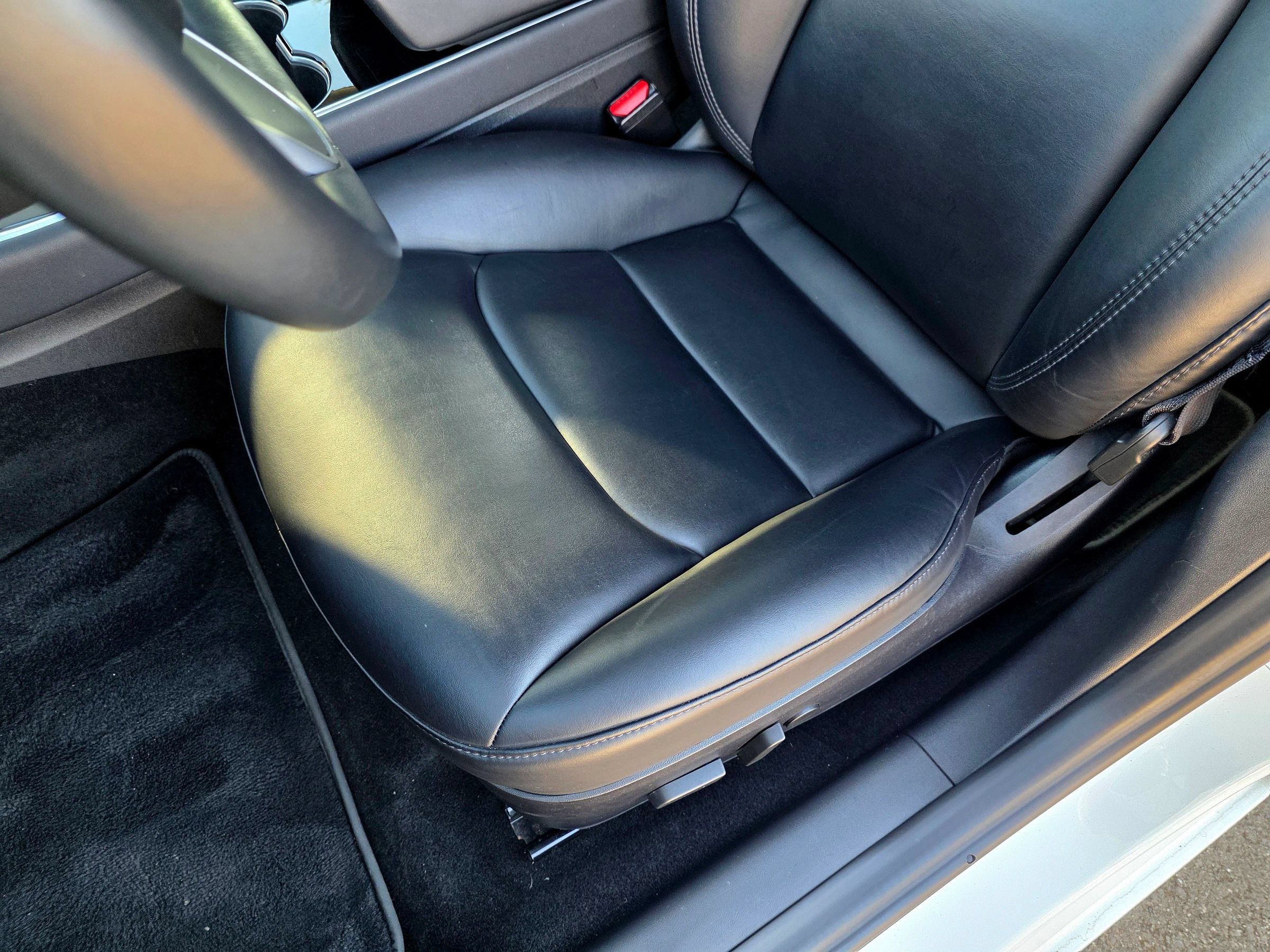 Used 2018 Tesla Model 3 Long Range AWD/4WD image 39