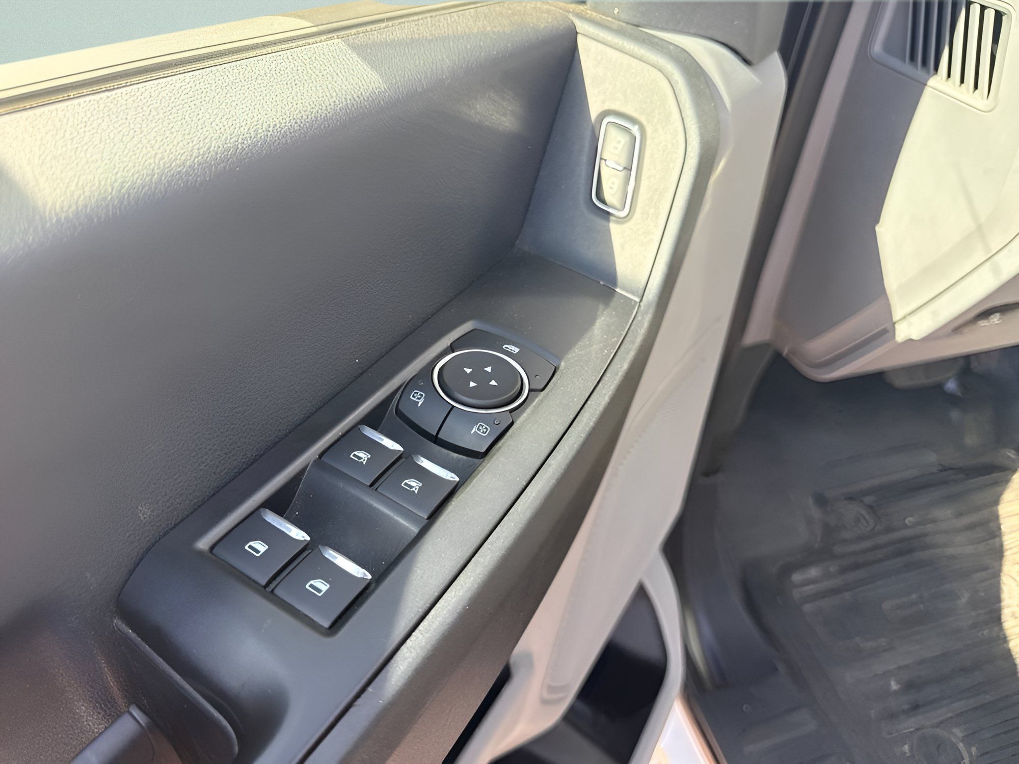 Used 2025 Ford F350 XL AWD/4WD image 20