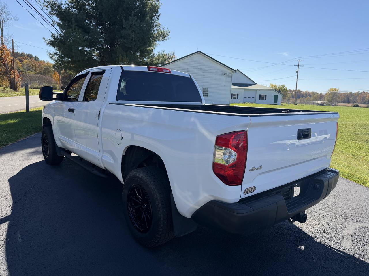 Used 2018 Toyota Tundra SR AWD/4WD image 7