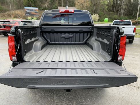 New 2026 Chevrolet Colorado ZR2 w/ Technology Package AWD/4WD image 23
