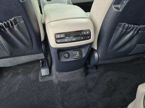 Certified 2023 Hyundai Palisade Calligraphy AWD/4WD image 16