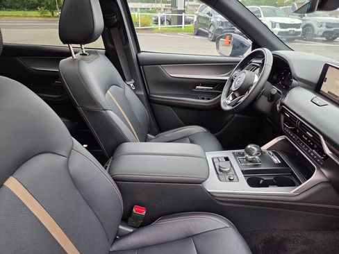 Used 2024 MAZDA CX-90 Plug-In Hybrid w/ Premium Plus AWD/4WD image 29