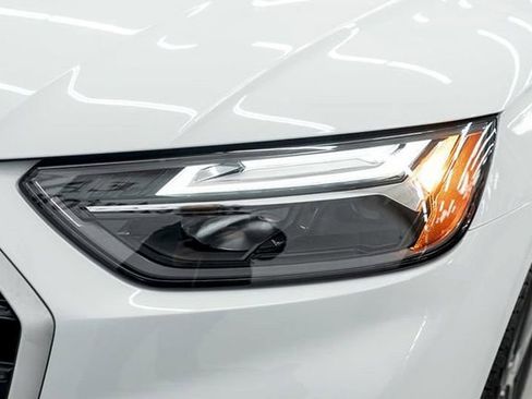 Used 2025 Audi Q5 e Premium image 42