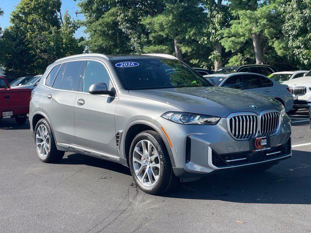 Used 2026 BMW X5 xDrive40i w/ Premium Package AWD/4WD image 3