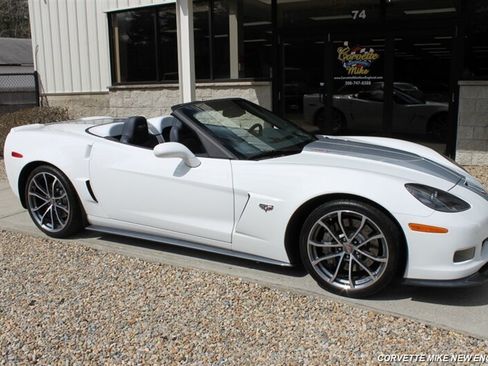 Used 2013 Chevrolet Corvette 427 w/ 1SC Preferred Equipment Group RWD image 37