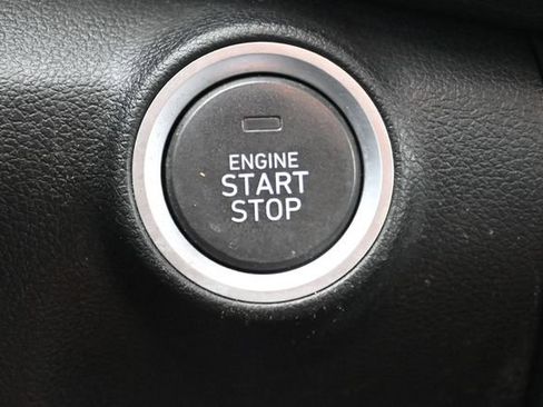 Used 2023 Hyundai Kona Limited FWD image 28