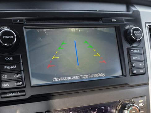 Used 2017 Nissan Titan SV image 19