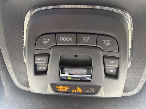 Used 2026 Toyota Corolla Cross XSE w/ Convenience Package image 23