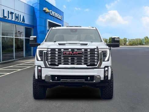 Used 2024 GMC Sierra 3500 Denali w/ Denali Reserve Package AWD/4WD image 10