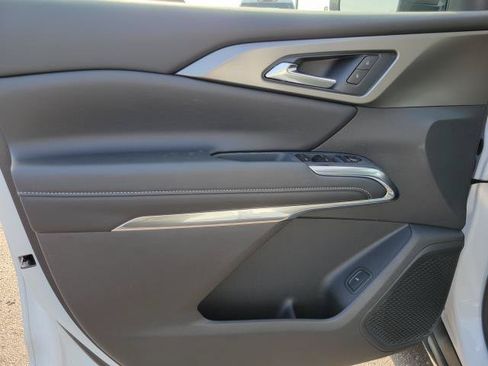 New 2027 Chevrolet Traverse LT w/ Sun and Wheel Package AWD/4WD image 6