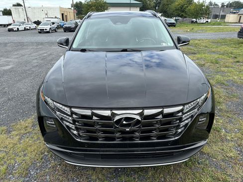 Used 2022 Hyundai Tucson Limited w/ Cargo Package AWD/4WD image 3