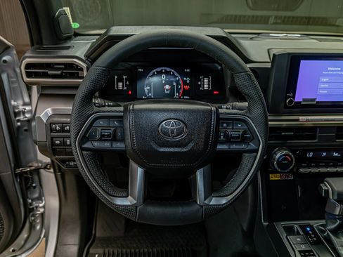 Used 2026 Toyota Tacoma SR5 AWD/4WD image 14