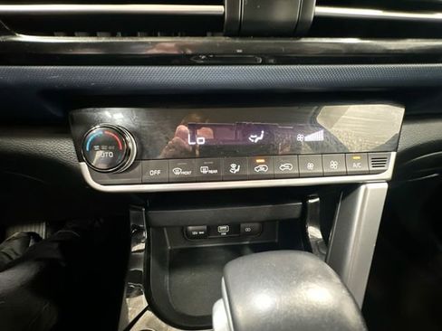 Certified 2023 Kia Seltos Nightfall Edition AWD/4WD image 17
