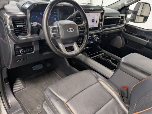 Used 2026 Ford F350 Lariat AWD/4WD image 12
