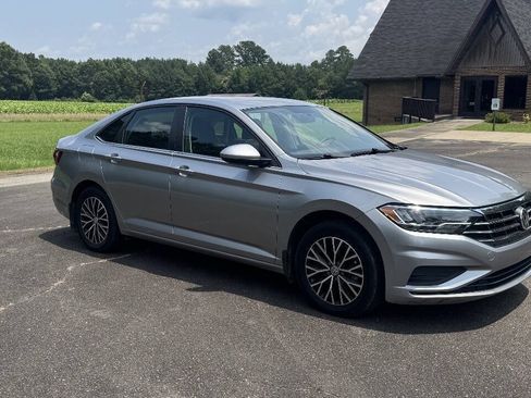 Used 2021 Volkswagen Jetta S FWD image 2