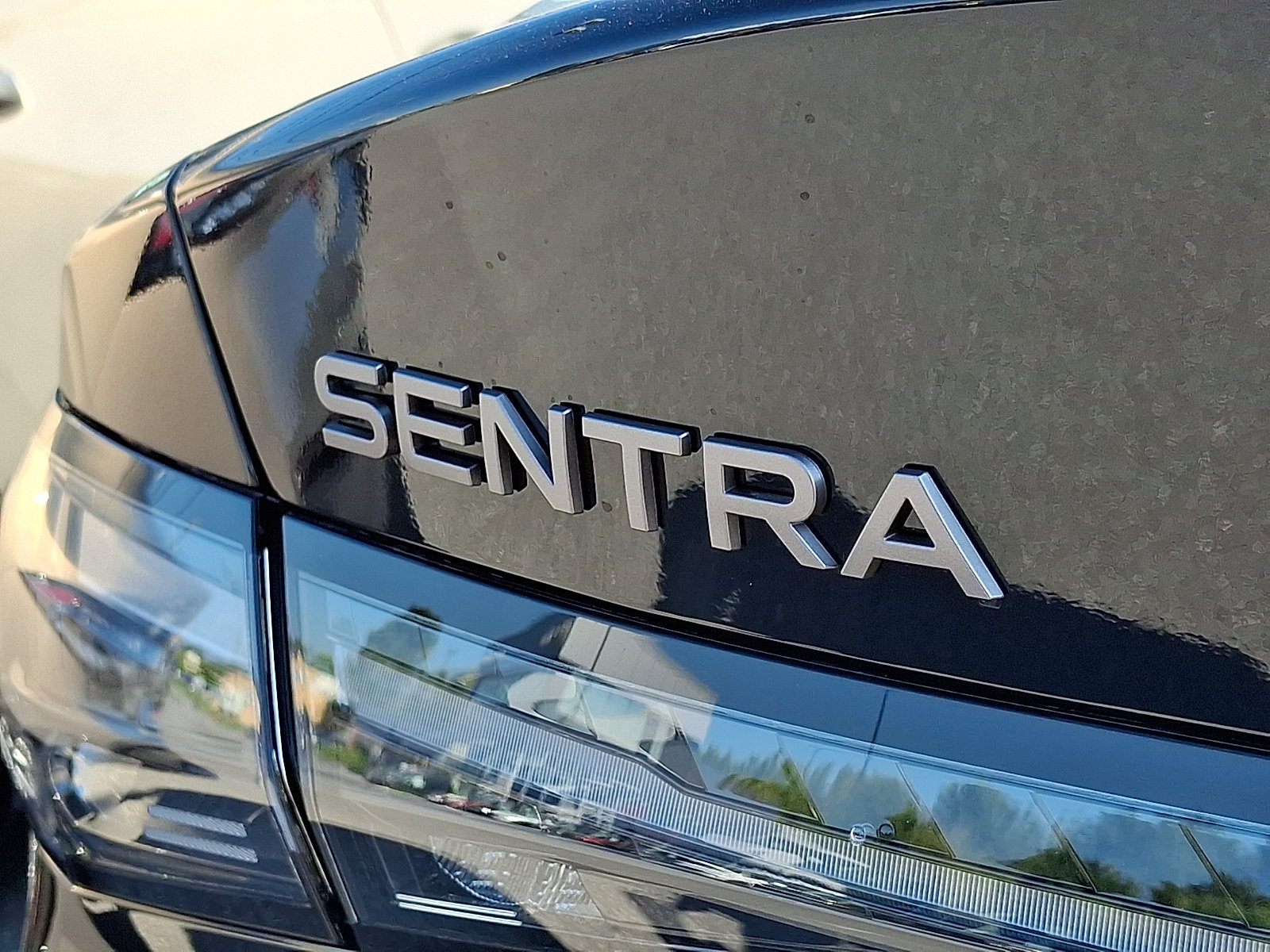 New 2027 Nissan Sentra SV w/ SV Convenience Package FWD image 5