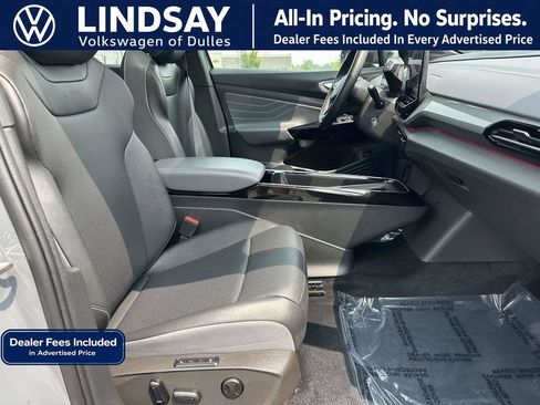 Used 2023 Volkswagen ID.4 Pro S AWD/4WD image 12