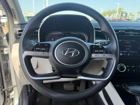 Used 2023 Hyundai Tucson SEL FWD image 13