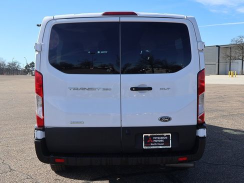 Used 2023 Ford Transit 350 XLT image 11