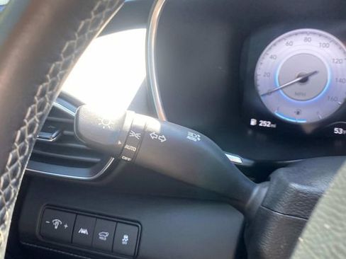 Used 2023 Hyundai Santa Fe Calligraphy image 21