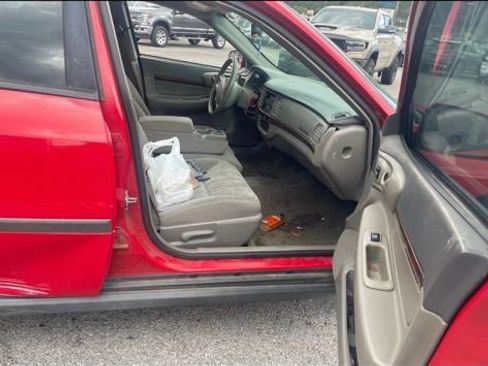 Used 2004 Chevrolet Impala w/ Preferred Equipment Group image 8